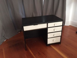  desk to give